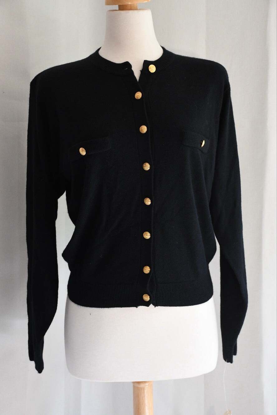 KERRI & KELSEY Black Soft Knit Long Sleeve Button Sweater Cardigan Medium NWT
